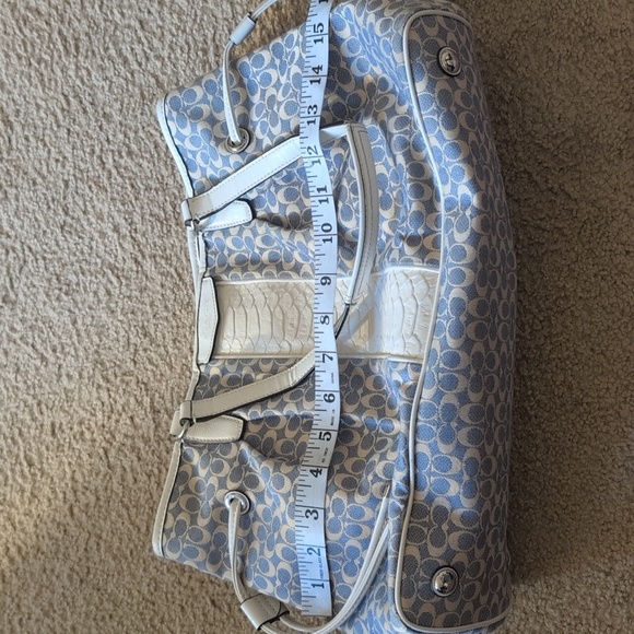 COACH Vintage Signature Carryall Chambray Canvas Bag - Picture 9 of 11